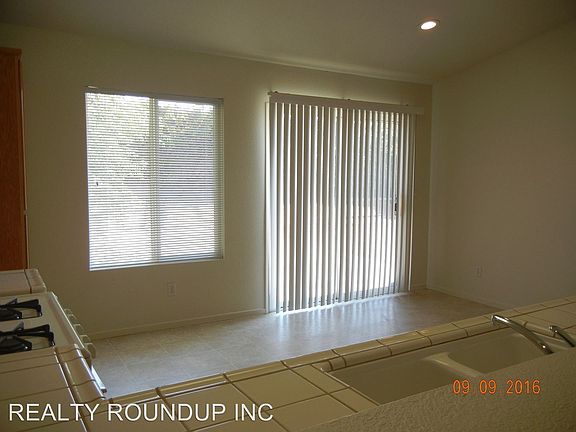5th image of 1129 Amberhill Ave