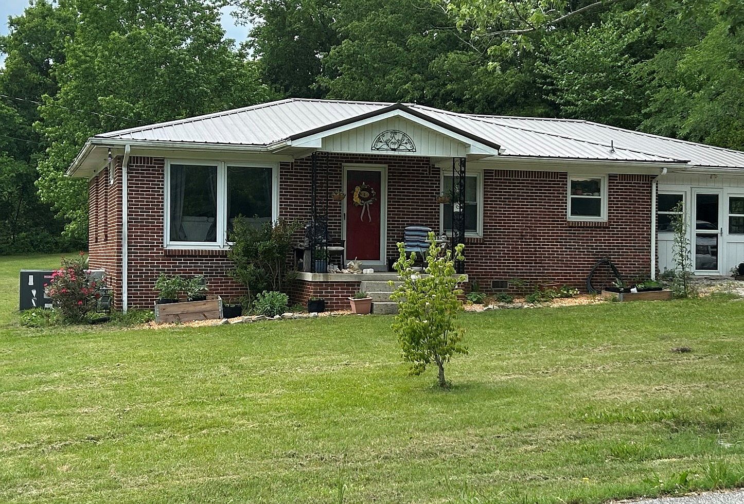 267 Hogan Rd, Gordonsville, TN 38563 Zillow
