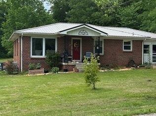 267 Hogan Rd, Gordonsville, TN 38563