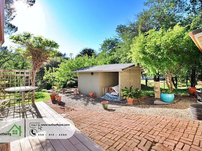 3350 Mountain Oak Dr — Photo 43