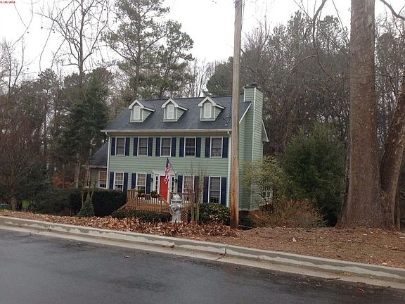 4th image of 1976 Tanglewood Dr