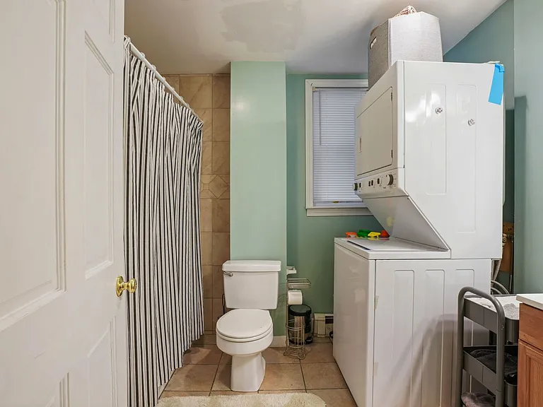 68 Calumet St #1D — Photo 7