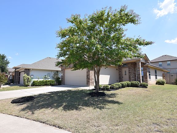 2nd image of 4700 Black Forest Ln