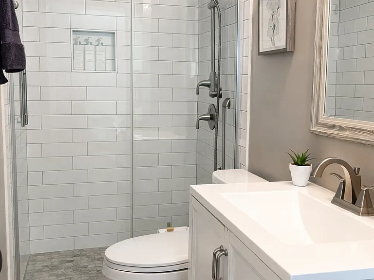11501 Five Cedars Rd — Photo 3