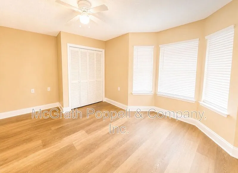Studio, 1.0 bath, 460 sqft, $1,150 — Photo 3