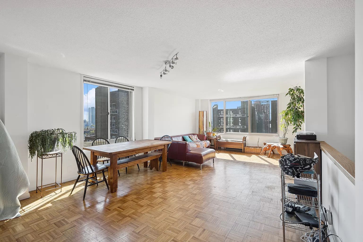 555 Main St APT 1710, New York, NY 10044 Zillow