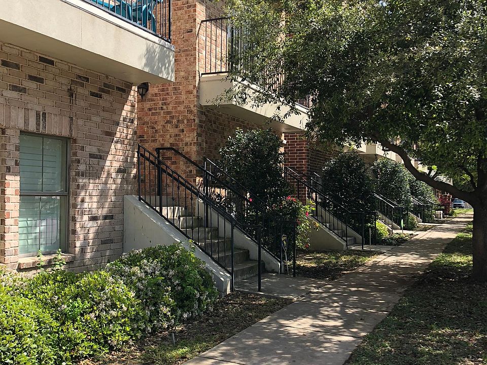 2nd image of 2821 Parmer Ave APT 115
