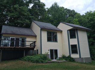 361 N 40th St, Galesburg, MI 49053