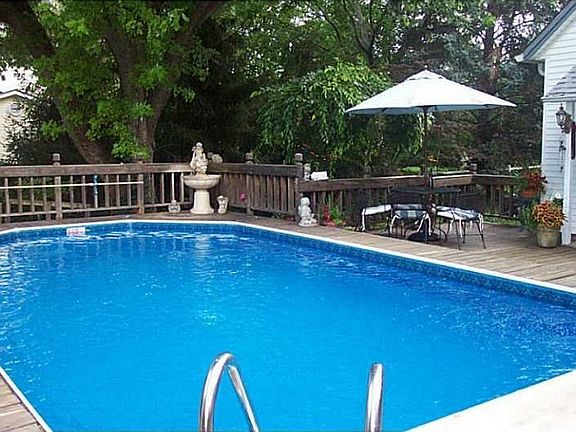 Enjoy those lazy crazy days of summer in your own pool!  New pool liner in May of 2013