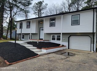 428 Birch Bark Dr, Brick, NJ 08723