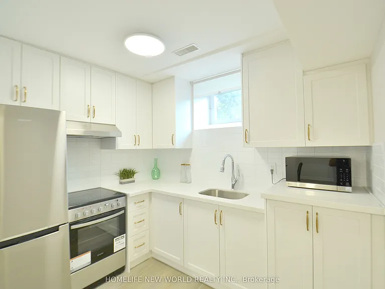27 Nightingale St #LOWER — Photo 5
