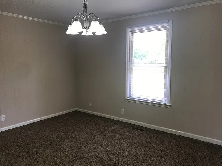 808 Bedford Dr — Photo 5