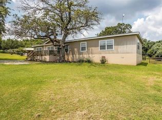 8253 Hutcheson Hill Rd, Springtown, TX 76082