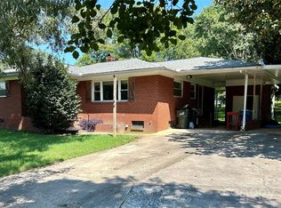 106 Hawkinstown Rd, Salisbury, NC 28144