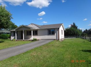 36 Circle Dr, Harding, PA 18644