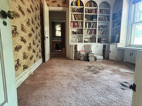 5th image of 253 Prospect Ave