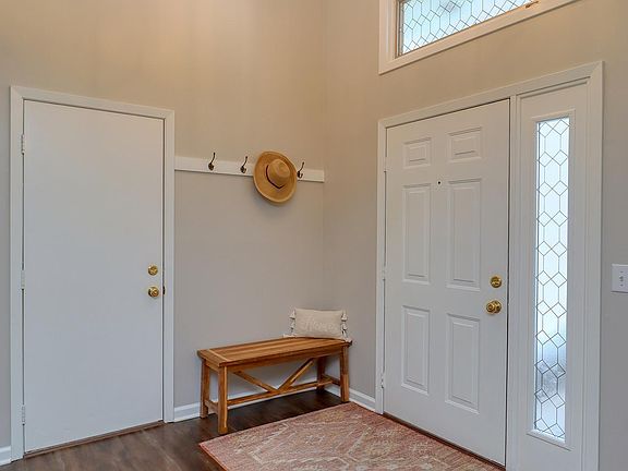 4th image of 3721 Timberline Ct