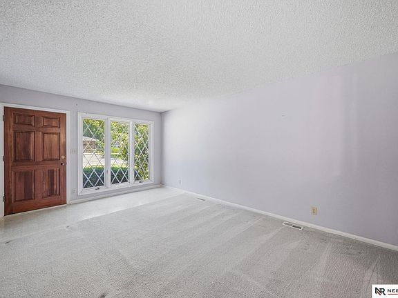 4th image of 2111 S Brandt St