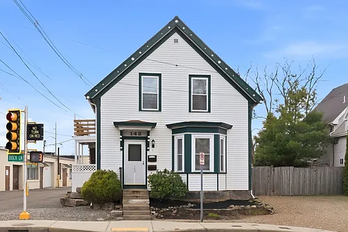 142 Elliott St #1 Photo 1