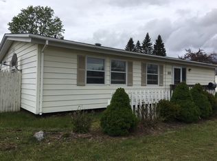136 Provider St, Gwinn, MI 49841