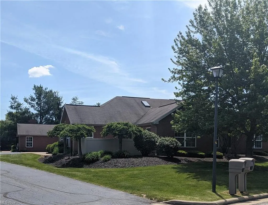 170 Beau Chemin Ave photo 1