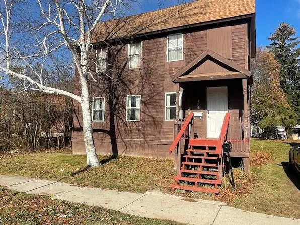 305 E Truman St, Newberry, MI 49868