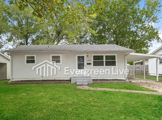 1705 Fenmore Dr, Florissant, MO 63031