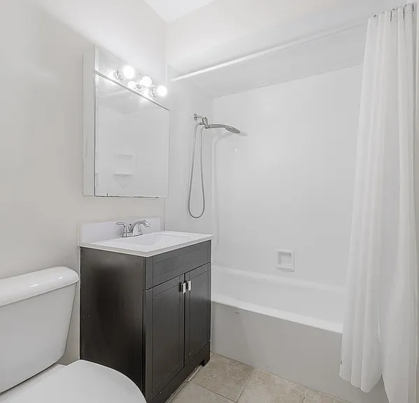 4340 Wilson Ave #2 — Photo 11