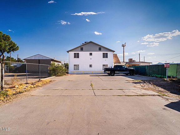 3rd image of 4006 Laredo Ave