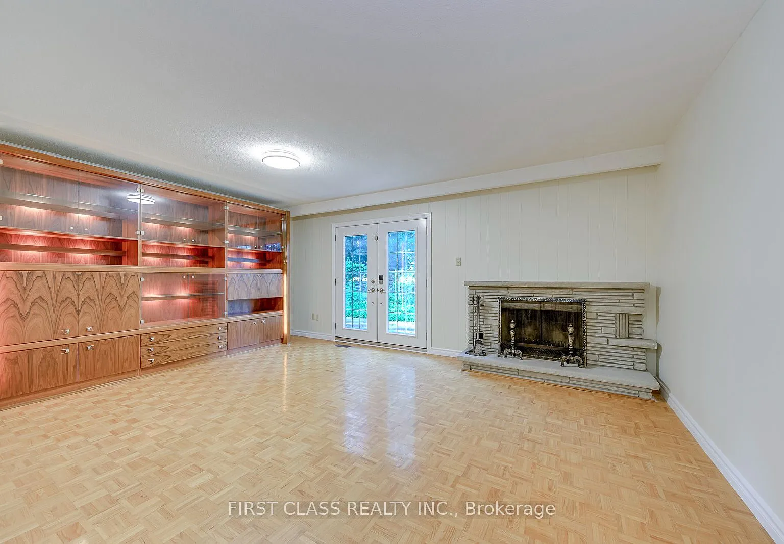 3 bed, $2,880 — Photo 3