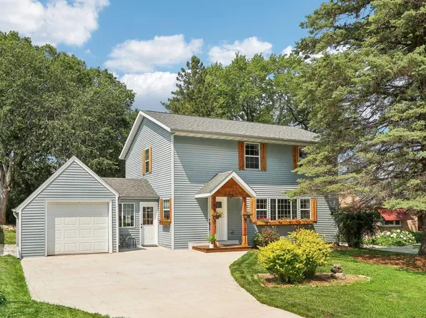 11408 West Potter ROAD, Wauwatosa, WI 53226