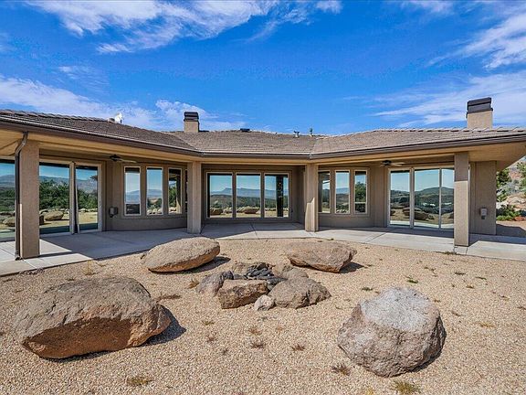 4th image of 401 W Silver Hills Rd