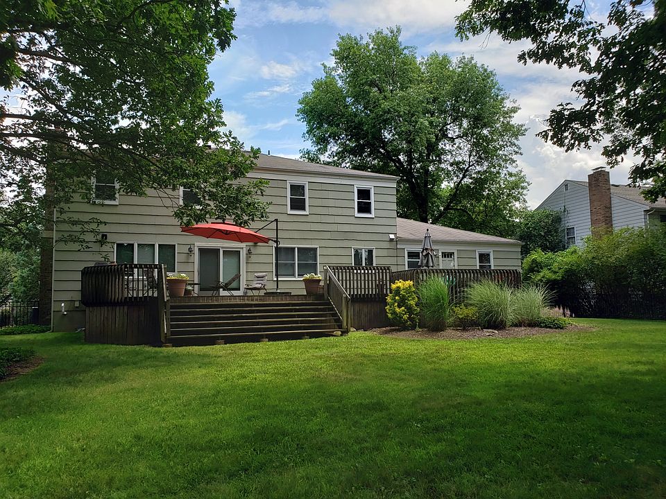 2nd image of 12 Powell Dr