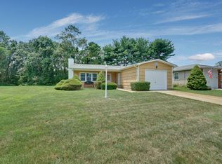 13 Arms Ct, Brick, NJ 08723