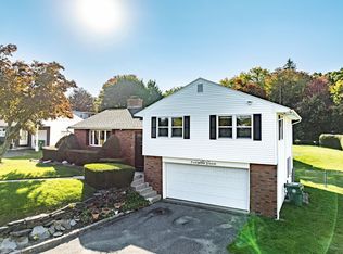 5 Nora St, Chicopee, MA 01013