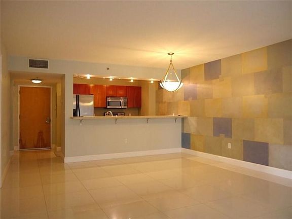 2nd image of 1200 Brickell Bay Dr #R1s706