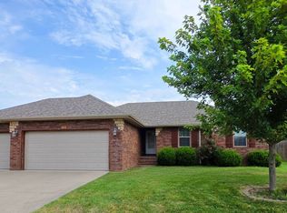 301 W Corsica St, Republic, MO 65738