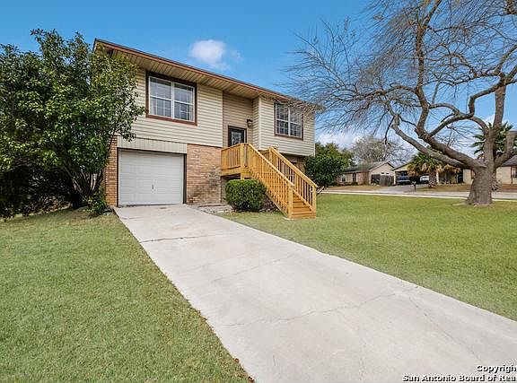 2nd image of 3437 Harvest Dr