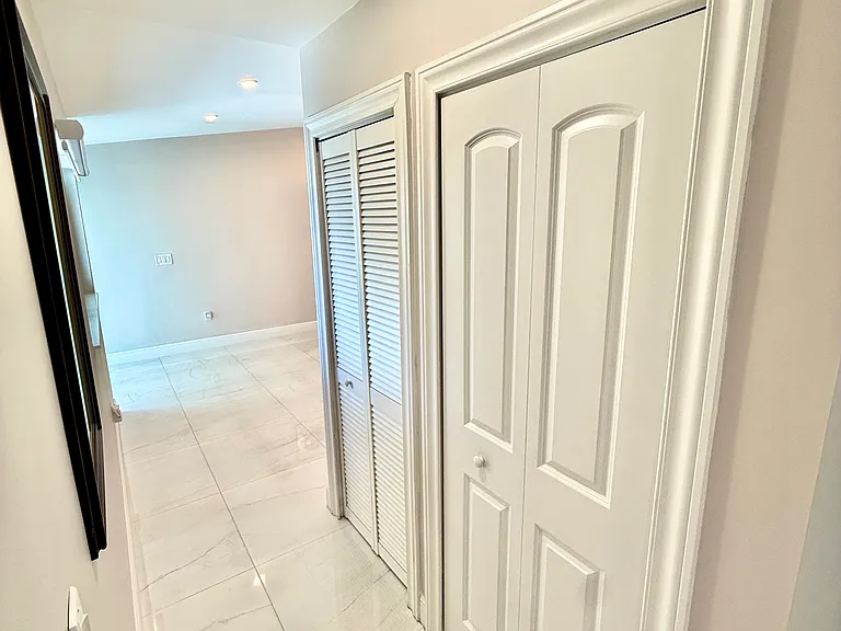 14333 SW 52nd St — Photo 42