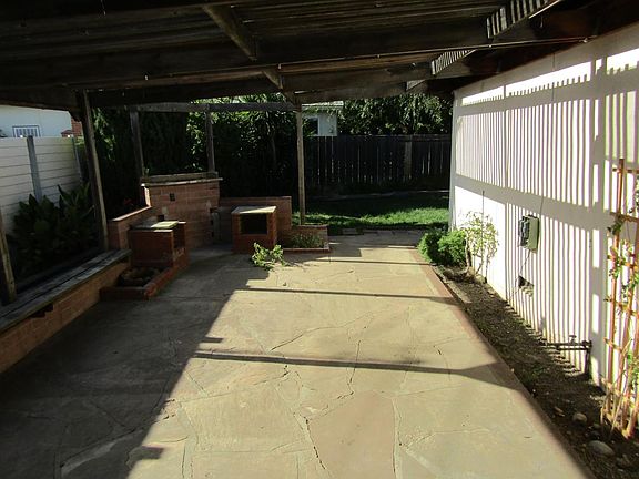 2nd image of 1717 Pasatiempo Dr