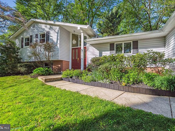 4th image of 5375 Mad River Ln