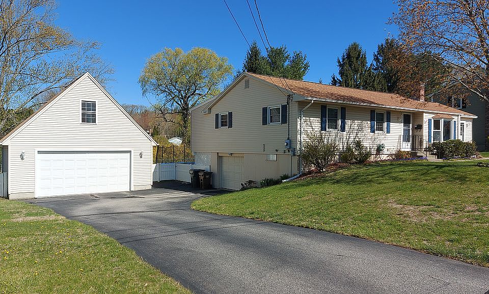 2nd image of 29 Barbara Ave