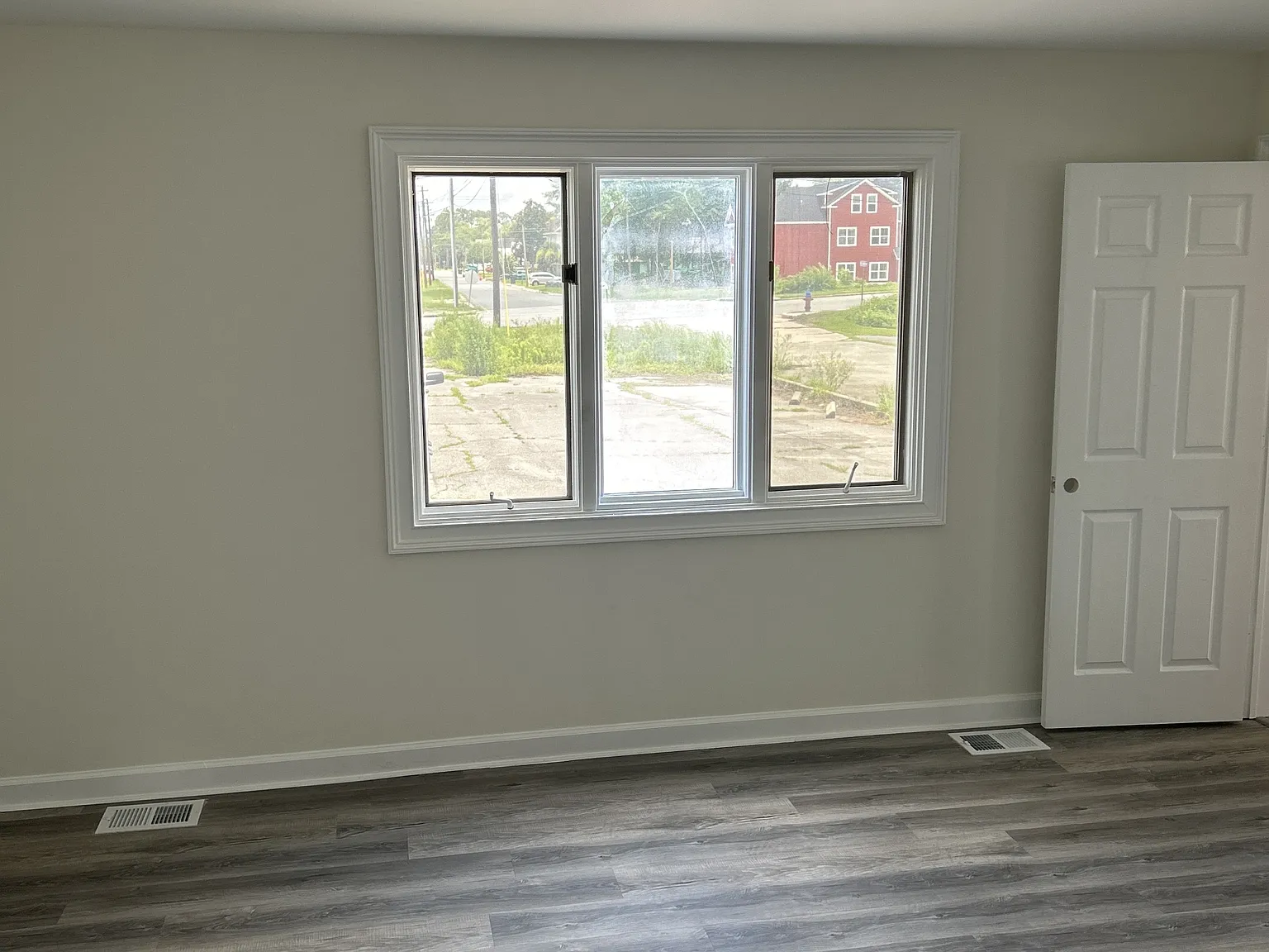 710 Haines Avenue - 8 — Photo 1