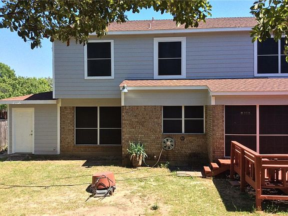 4th image of 3212 Marie Ln