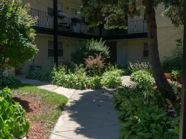 4056 N California Ave APT 3B, Chicago, IL 60618