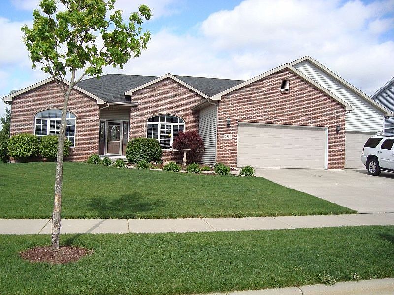 1st image of 5916 Prairie Wood Dr
