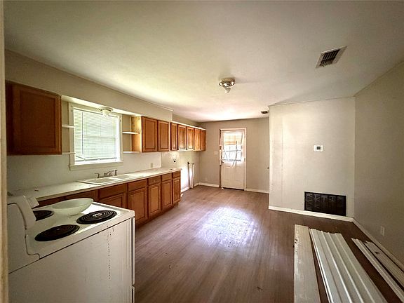 5th image of 506 Edmonson Ave