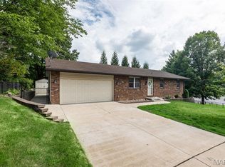 3624 Bloomer Dr, Alton, IL 62002