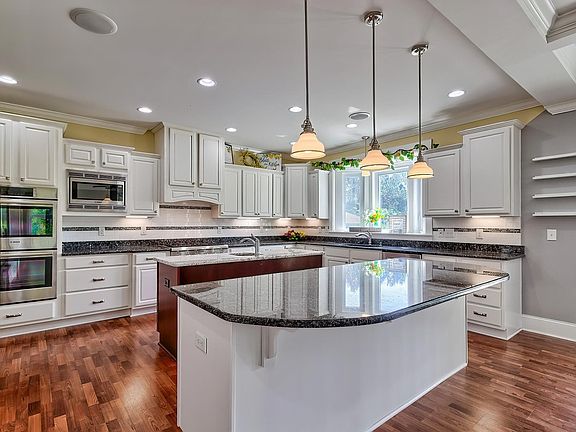 3rd image of 6268 Hope Rd