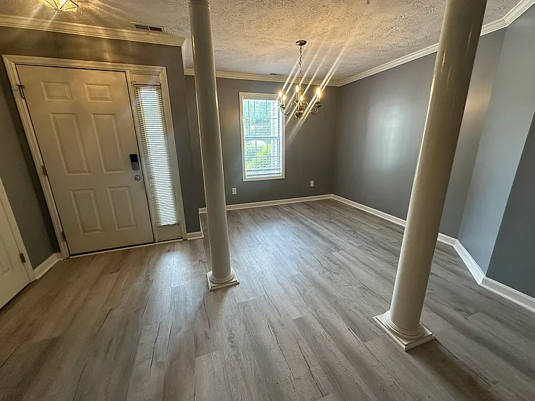 320 Bubble Creek Ct #7 — Photo 3